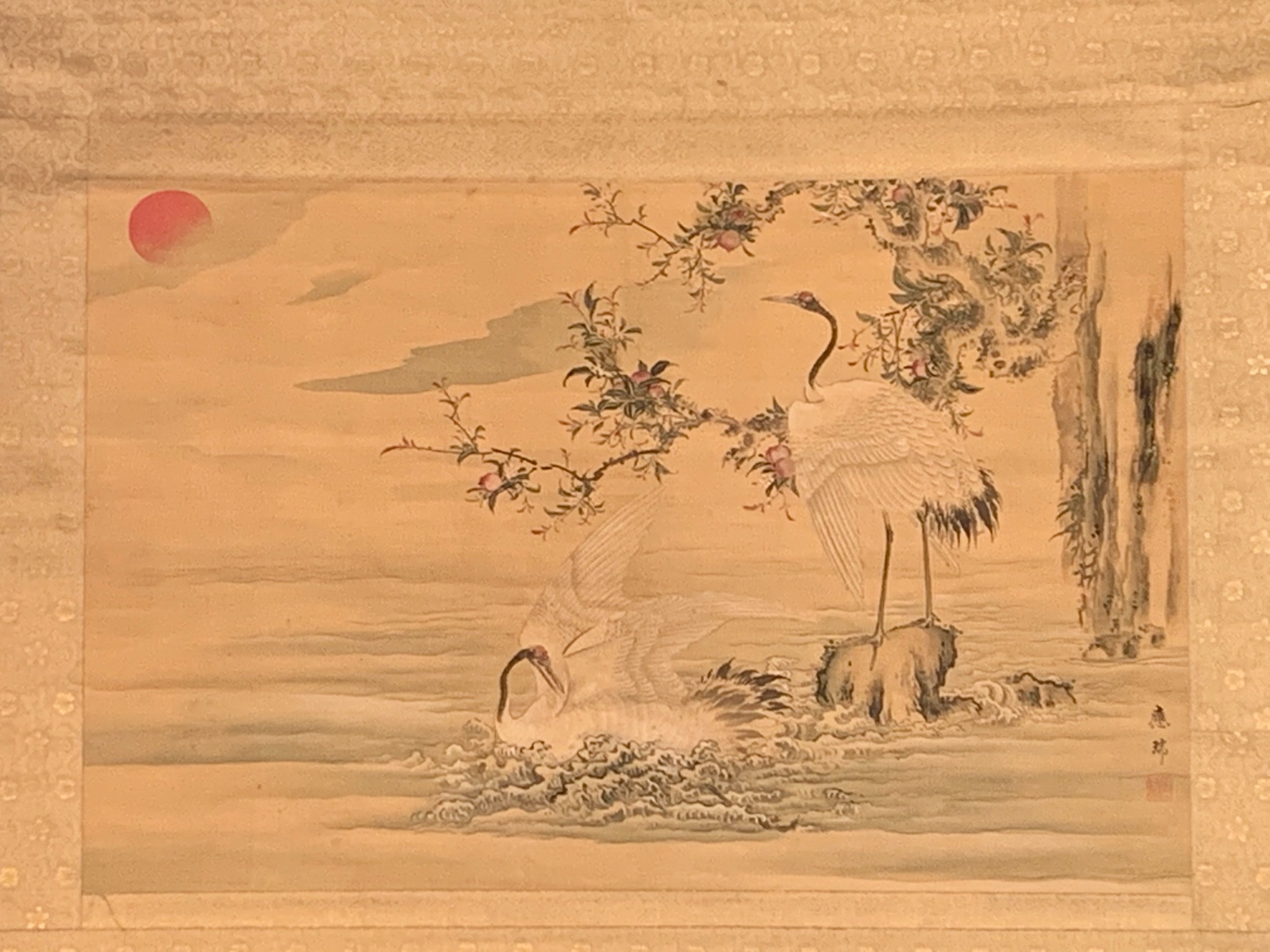 鶴と朝日を描いた古画